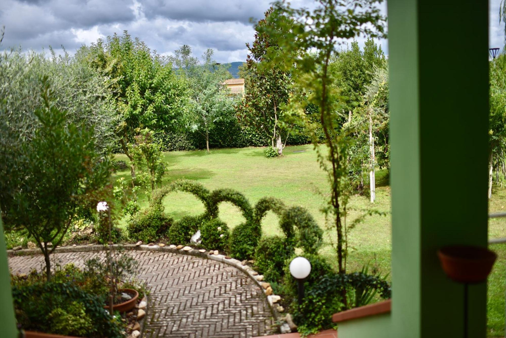 B&B Villa Sabrina Arezzo Extérieur photo